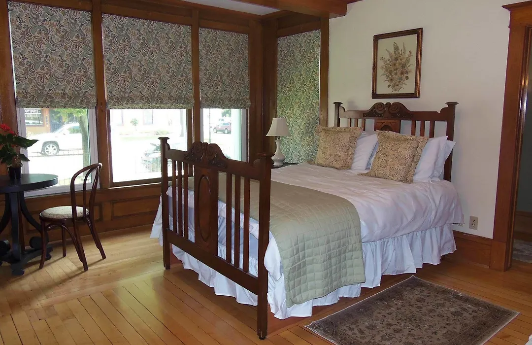 The Diplomat Bed & Breakfast-1